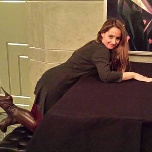 Meet your Posher, Maya